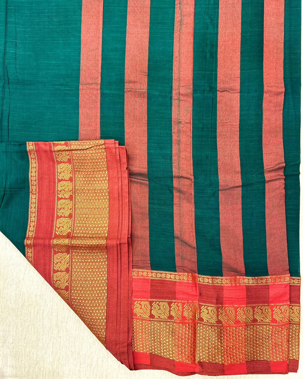 Narayanpet Cotton Saree – Bottle Green with Maroon Zari Border